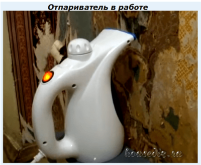 Отпариватель в работе